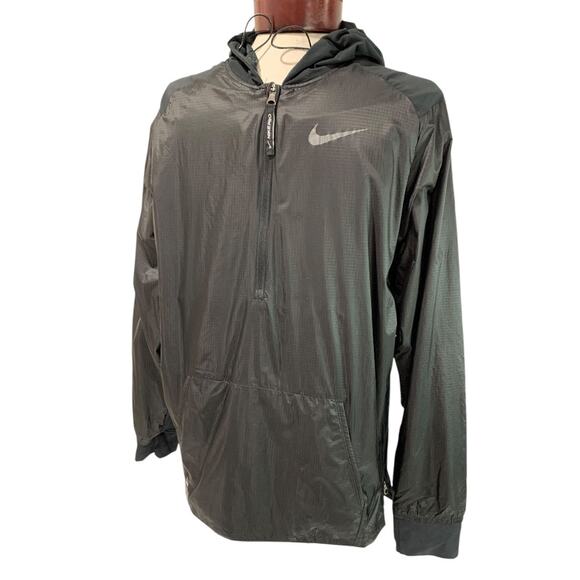 Medium Nike Pro Repel 1/2 Zip Black Jacket Hooded Windbreaker DM5536 - Picture 1 of 2